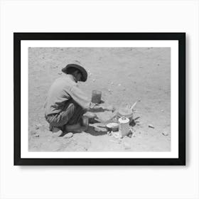 Faro Caudill Frying Eggs Over Camp Fire The Day He Was Moving His Dugout, Pie Town, New Mexico By Russell Lee Art Print