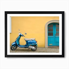 Vespa In Italy Art Print