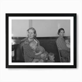 Mother And Child, Flood Refugees In A Schoolhouse At Sikeston, Missouri By Russell Lee Art Print