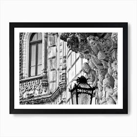 Palace Statues Bw Art Print