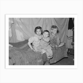 Three Of The Harshenberger I,E, Harshbarger Children Sheridan County, Montana By Russell Lee Art Print