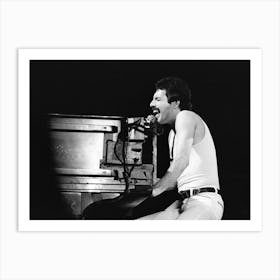 Freddie Performing With Queen, 1980 Art Print
