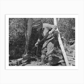 William Besson Removing The Iron Pipe Drill From Casing Near Winton, Minnesota By Russell Lee Art Print