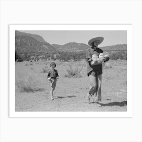 Mrs Caudill And Daughter Carrying Household Equipment To New Dugout, Pie Town, New Mexico By Russell Lee Art Print