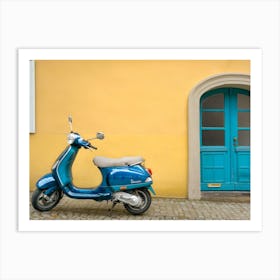 Vespa In Italy Art Print