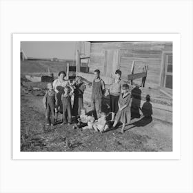 Family Of Floyd Peaches, Near Williston, North Dakota By Russell Lee Art Print