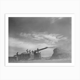 Threshing Wheat Near Questa, New Mexico By Russell Lee Art Print