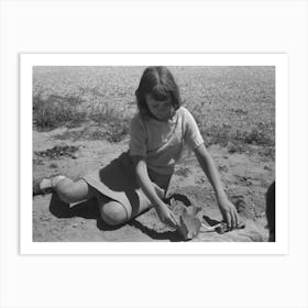 Child Of A Farm Worker Living At The Fsa (Farm Security Administration) Labor Camp, Caldwell, Idaho By Russell Lee Art Print