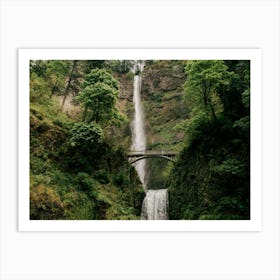 Multnomah Falls II Art Print