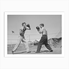 Boxing,Transient Workers Living At The Fsa (Farm Security Administration) Migratory Farm Labor Camp,Athena, Art Print