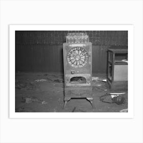 An Old Slot Machine In An Abandoned Saloon At Mansfield, Michigan By Russell Lee Art Print