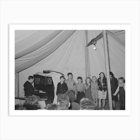 Untitled Photo, Possibly Related To Amateur Night Performers, Fsa (Farm Security Administration) Mobile Camp For Art Print