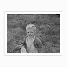 Child Of Cut Over Farmer Near Little Fork, Minnesota By Russell Lee Art Print