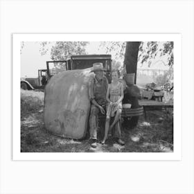 Untitled Photo, Possibly Related To Veteran Migrant Agricultural Worker With His Daughter Camped On Arkansas Riv Art Print