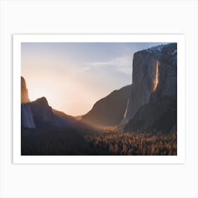 Yosemite Valley At Sunset Art Print