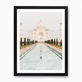 Taj Mahal Pool Art Print