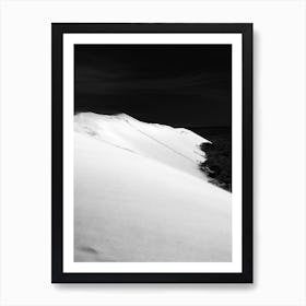 Dunedu Pilat BW Vertical Art Print