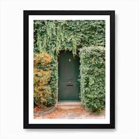 Ivy Covered House In Montmartre Paris Art Print