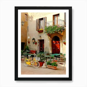 Courtyard In Pienza Art Print