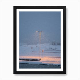 Snowy Lamppost Art Print