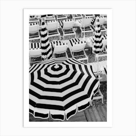 Black And White Riviera Beach Umbrellas Art Print