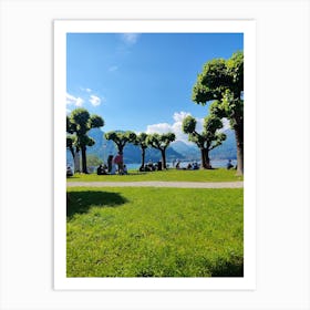 Bellagio lake como park Art Print