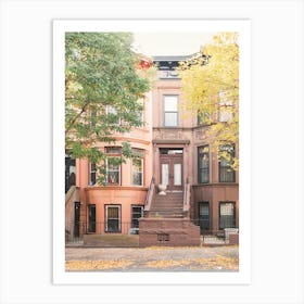 New York, USA I Street architecture with aesthetic orange autumn in the residential district of Brooklyn with cozy houses photography for a film movie or TV series cityscape with Carrie Bradshaw's apartment loft Art Print