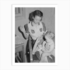 Mother And Child, Fsa (Farm Security Administration) Farm Labor Campm Caldwell, Idaho By Russell Lee Art Print