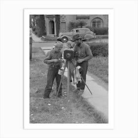 Tintype Cameraman, San Antonio, Texas By Russell Lee Art Print