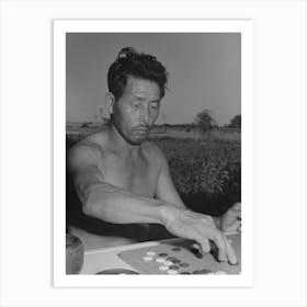Twin Falls, Idaho, Fsa (Farm Security Administration) Farm Workers Camp, Japanese Farm Workers Play Game Of Art Print
