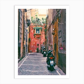 Alleyway In Naples Art Print