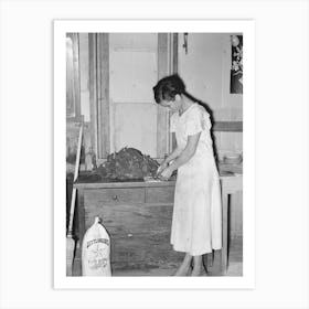 Mexican Woman Preparing Spinach, San Antonio, Texas, The Spinach Was A Part Of Her Relief Commodities By Russell Lee Art Print