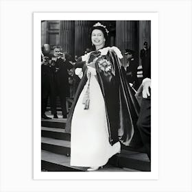 Queen Elizabeth Leaves Cathedral Art Print