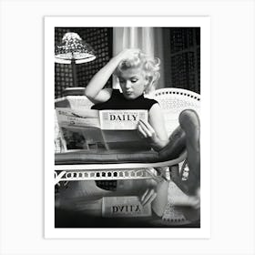 Marilyn Relaxes In A Hotel Room Art Print