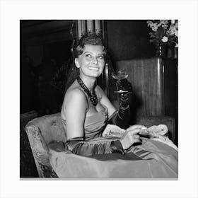 Sophia Loren At The Variety Club Charity Premiere Of “The Key” In The Odeon Canvas Print