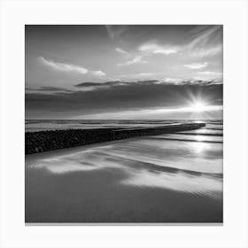 Sunset On The Beach 1021 Canvas Print