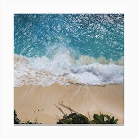 Blue wave coming in Canvas Print