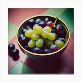 Grapes in a bowl Canvas Print