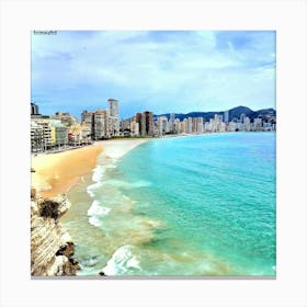 Beach at the horizon Canvas Print