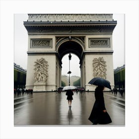 Femme Marchant Dans Paris Un Jour De Pluie 6 Canvas Print