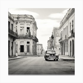 Old Havana Street Canvas Print