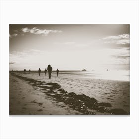Walking People At The Beach I Canvas Print