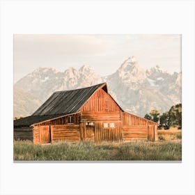 Wooden Cabin In Wyoming Canvas Print