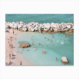 Italy Beach Goers Canvas Print