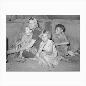 White Migrant Mother With Children, Weslaco, Texas, See General Caption 32108 D By Russell Lee Canvas Print
