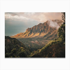 Hawaii Jungle Mountains Canvas Print