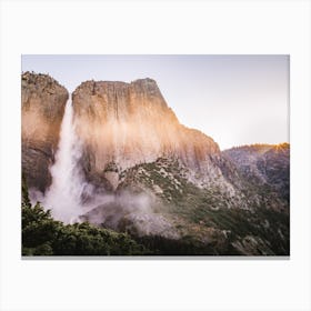 Yosemite Falls Canvas Print