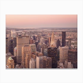 New York View At Dusk With A Pink Sky Over Manhattan Canvas Print