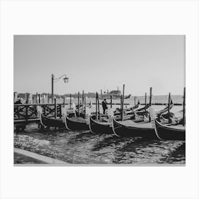 Venice Italy In Black And White 06 Canvas Print