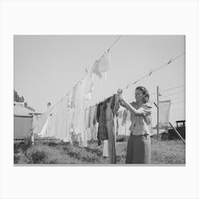 Hanging Out The Wash At The Fsa (Farm Security Administration) Migratory Labor Camp Mobile Unit Canvas Print